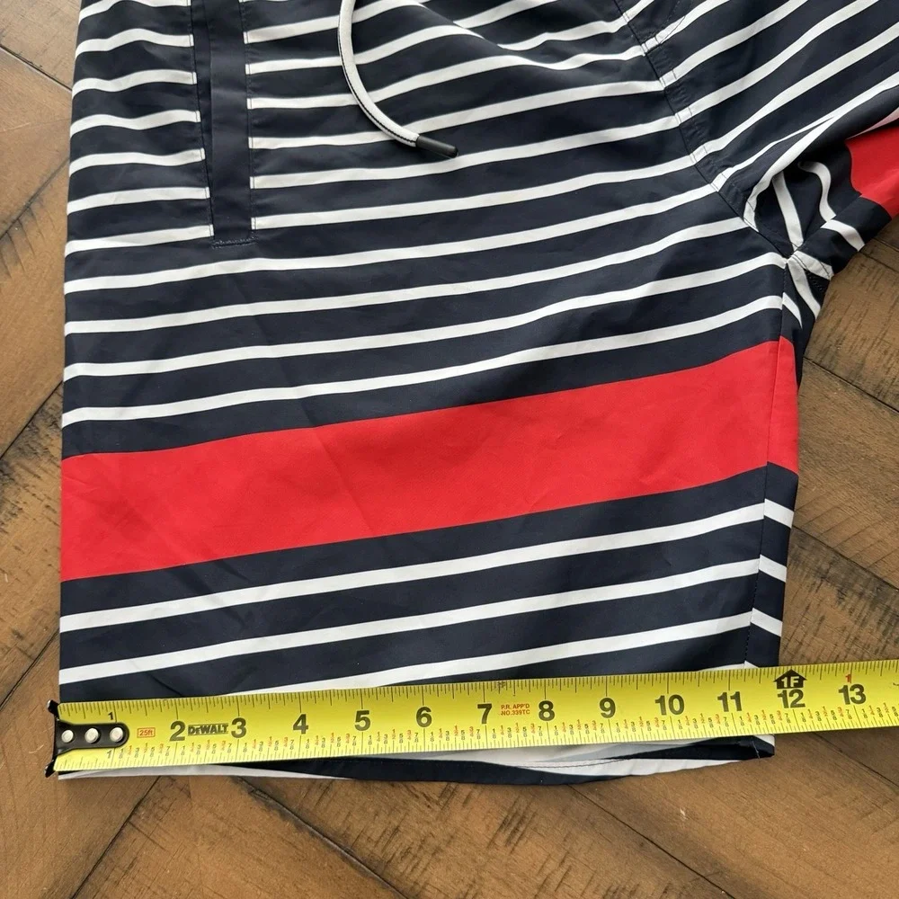 $65 Helly Hansen Koster Board Shorts Swim Trunks Striped Marine Size 33